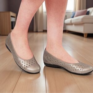 GABOR 44.169 Perforated Leather Ballet Flat in Metallic UK 5.5 / US 8